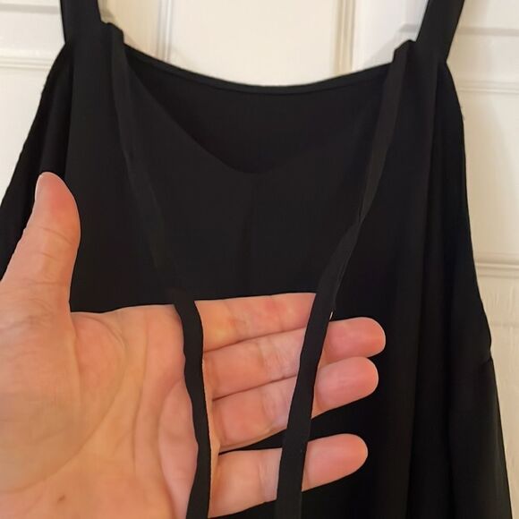 ✨ASOS DESIGN Maternity cold shoulder cami in black, NWT - Picture 7 of 12